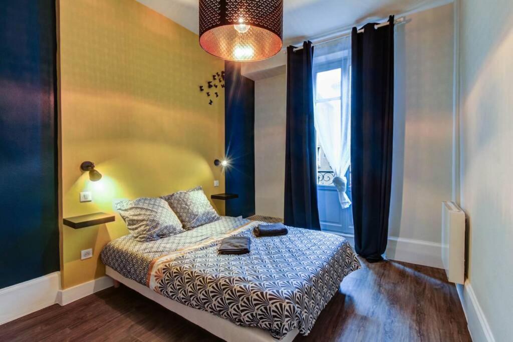 Le Dormeur Du Val - Topdestination Dijon - Centre Ville - Classe 3 Etoiles Exteriör bild